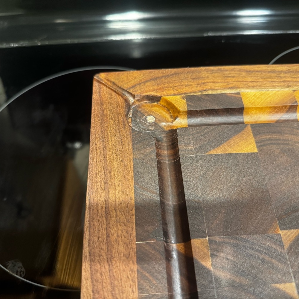 Walnut End-grain Cutting Board - Picture 3 of 6